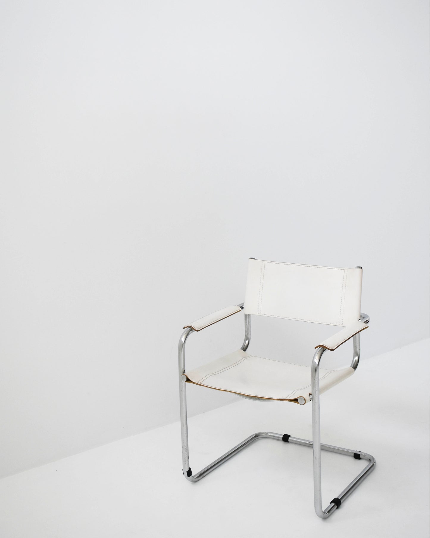 Cantilever Leather Chair