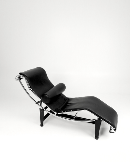 Le Corbusier LC4 Chaise Longue